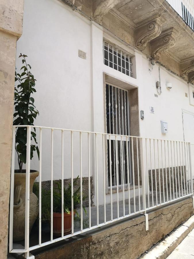 Apartamento Casa Na Za Maria Módica Exterior foto